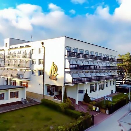 Osrodek Wypoczynkowo Rehabilitacyjny Wlokniarz Hotel Устка Екстериор снимка